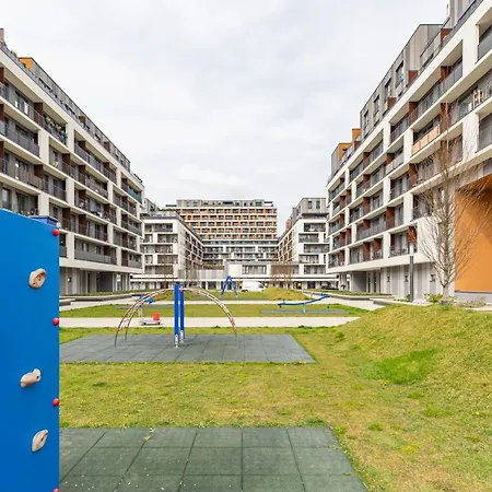 Slnecnice With Parking 24 Hour Check In Apartment Bratislava