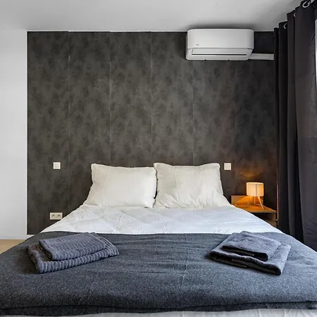 Apartment Slnecnice With Parking 24 Hour Check In *